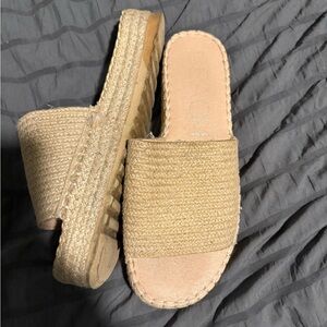 Women's Tan Slide Sandals
